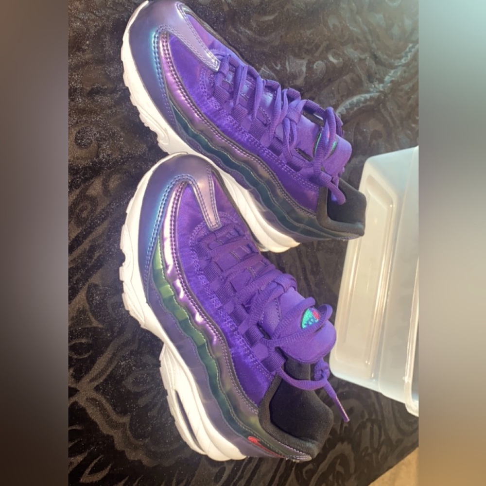 New only worn Once Size 5.5 Nike AirMax 90